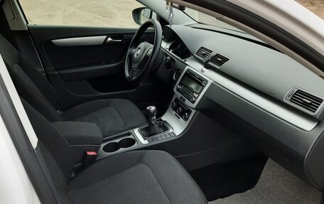 Volkswagen Passat B7, 2011 год, 1 350 000 рублей, 27 фотография