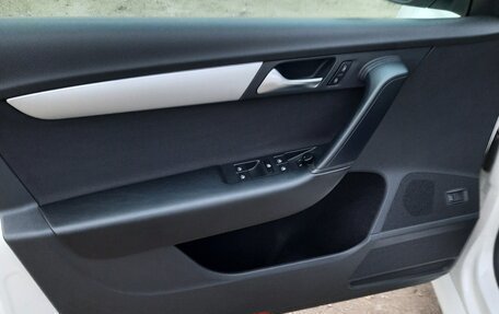 Volkswagen Passat B7, 2011 год, 1 350 000 рублей, 37 фотография