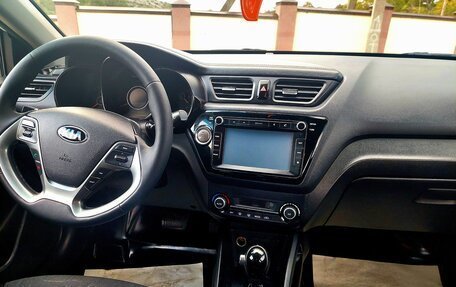 KIA Rio III рестайлинг, 2016 год, 1 300 000 рублей, 16 фотография