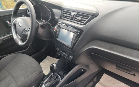 KIA Rio III рестайлинг, 2016 год, 1 300 000 рублей, 17 фотография