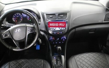 Hyundai Solaris II рестайлинг, 2015 год, 1 099 000 рублей, 24 фотография