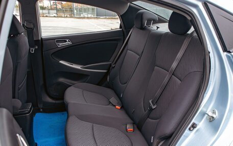 Hyundai Solaris II рестайлинг, 2011 год, 655 000 рублей, 17 фотография