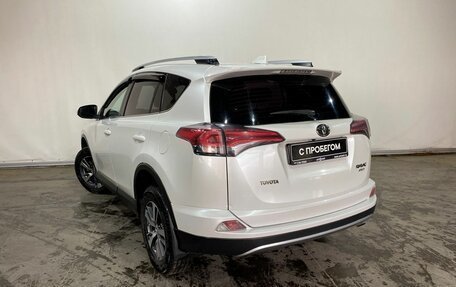 Toyota RAV4, 2018 год, 2 386 000 рублей, 7 фотография