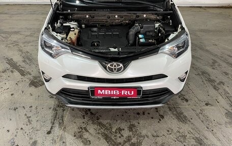 Toyota RAV4, 2018 год, 2 386 000 рублей, 9 фотография
