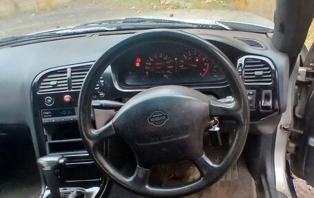 Nissan Skyline, 1997 год, 400 000 рублей, 10 фотография