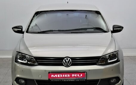 Volkswagen Jetta VI, 2014 год, 1 120 000 рублей, 2 фотография