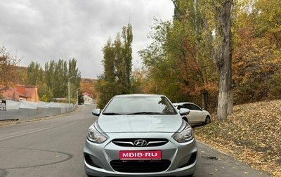 Hyundai Solaris II рестайлинг, 2011 год, 750 000 рублей, 1 фотография