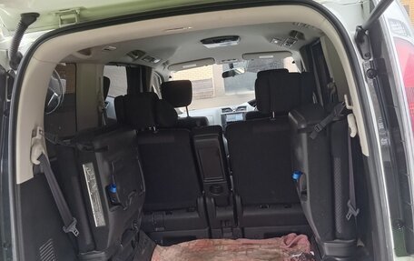 Nissan Serena IV, 2012 год, 650 000 рублей, 7 фотография