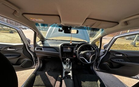 Honda Shuttle II, 2018 год, 1 700 000 рублей, 11 фотография