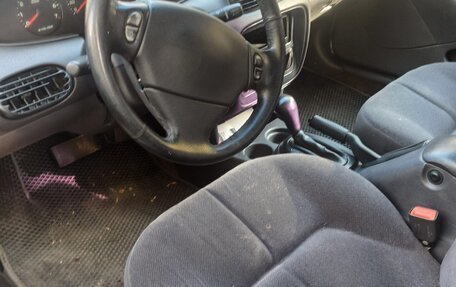 Dodge Stratus II, 1999 год, 190 000 рублей, 4 фотография