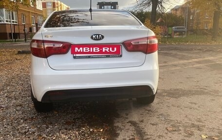 KIA Rio III рестайлинг, 2013 год, 730 000 рублей, 12 фотография