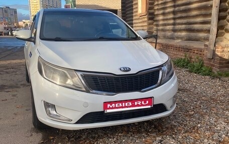 KIA Rio III рестайлинг, 2013 год, 730 000 рублей, 11 фотография