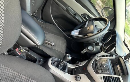 Chevrolet Cruze II, 2012 год, 780 000 рублей, 9 фотография
