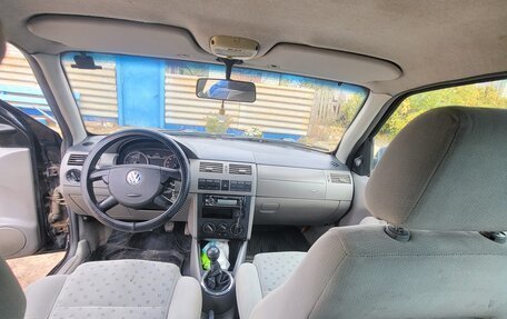 Volkswagen Pointer, 2004 год, 250 000 рублей, 4 фотография