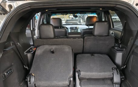 Ford Explorer VI, 2013 год, 1 700 000 рублей, 24 фотография