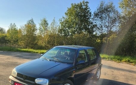 Volkswagen Golf III, 1993 год, 180 000 рублей, 1 фотография