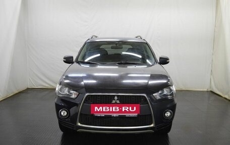Mitsubishi Outlander III рестайлинг 3, 2011 год, 986 000 рублей, 2 фотография