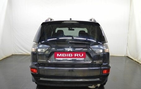 Mitsubishi Outlander III рестайлинг 3, 2011 год, 986 000 рублей, 6 фотография