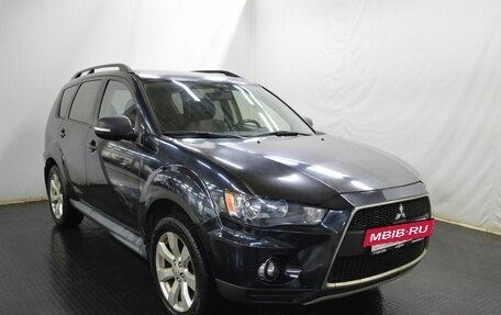 Mitsubishi Outlander III рестайлинг 3, 2011 год, 986 000 рублей, 3 фотография