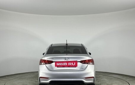 Hyundai Solaris II рестайлинг, 2018 год, 1 150 000 рублей, 8 фотография