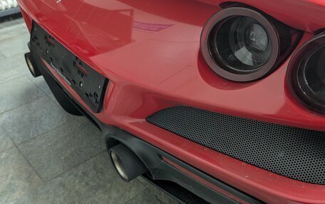 Ferrari F8, 2021 год, 25 000 000 рублей, 3 фотография