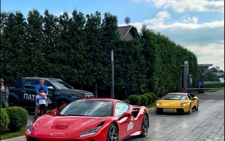 Ferrari F8, 2021 год, 25 000 000 рублей, 7 фотография