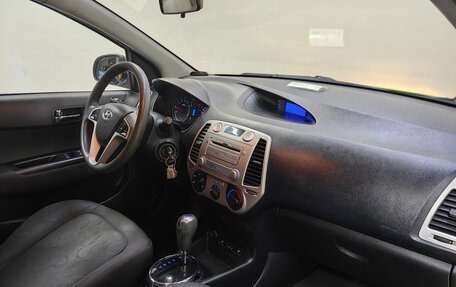 Hyundai i20 IB рестайлинг, 2010 год, 649 000 рублей, 12 фотография