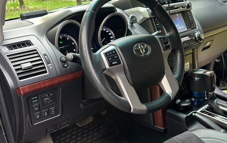 Toyota Land Cruiser Prado 150 рестайлинг 2, 2016 год, 4 380 000 рублей, 7 фотография