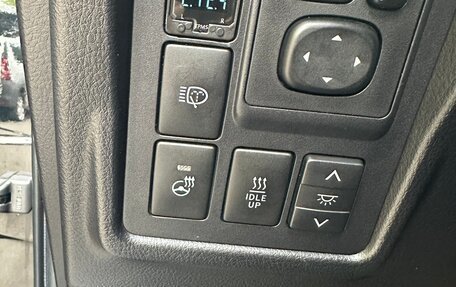 Toyota Land Cruiser Prado 150 рестайлинг 2, 2016 год, 4 380 000 рублей, 14 фотография