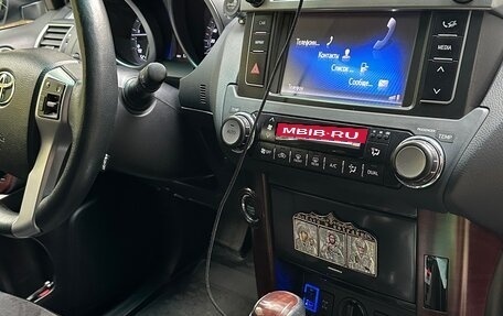 Toyota Land Cruiser Prado 150 рестайлинг 2, 2016 год, 4 380 000 рублей, 17 фотография