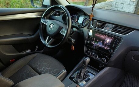 Skoda Octavia, 2018 год, 1 830 000 рублей, 3 фотография