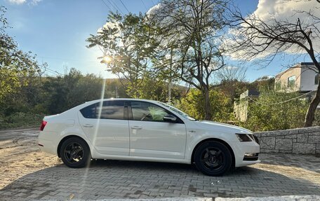 Skoda Octavia, 2018 год, 1 830 000 рублей, 28 фотография