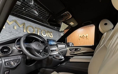 Mercedes-Benz V-Класс, 2022 год, 15 690 000 рублей, 8 фотография