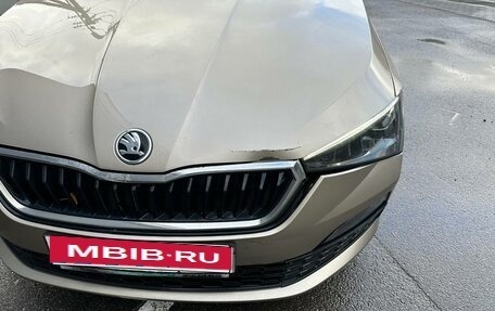 Skoda Rapid II, 2022 год, 1 300 000 рублей, 5 фотография