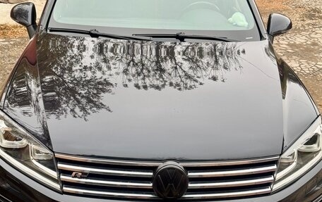 Volkswagen Touareg III, 2016 год, 4 000 000 рублей, 8 фотография