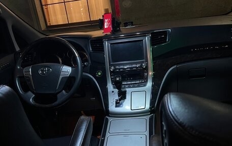 Toyota Alphard III, 2012 год, 3 000 000 рублей, 23 фотография