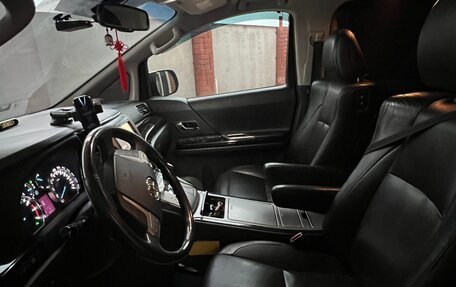 Toyota Alphard III, 2012 год, 3 000 000 рублей, 25 фотография