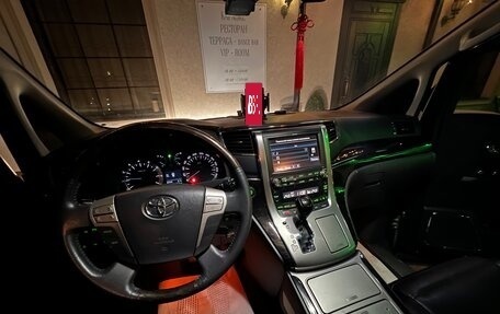 Toyota Alphard III, 2012 год, 3 000 000 рублей, 24 фотография