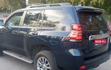Toyota Land Cruiser Prado 150 рестайлинг 2, 2018 год, 3 550 000 рублей, 4 фотография