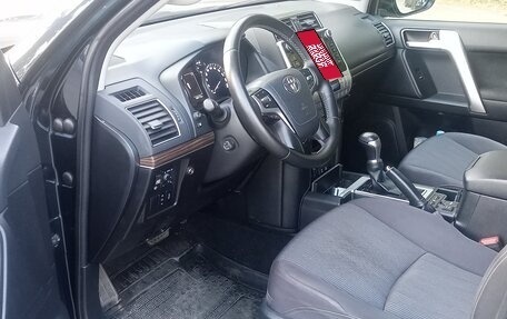 Toyota Land Cruiser Prado 150 рестайлинг 2, 2018 год, 3 550 000 рублей, 10 фотография