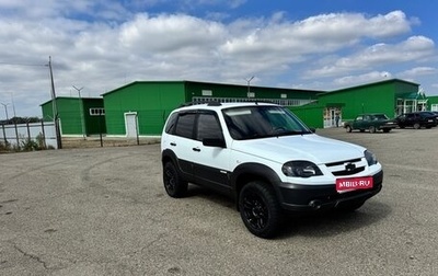 Chevrolet Niva I рестайлинг, 2015 год, 800 000 рублей, 1 фотография