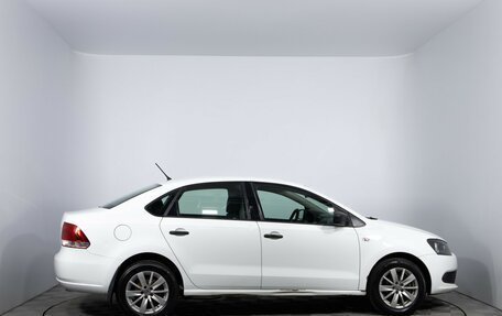 Volkswagen Polo VI (EU Market), 2015 год, 680 000 рублей, 4 фотография