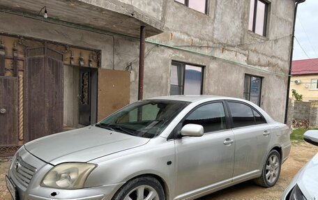 Toyota Avensis III рестайлинг, 2004 год, 550 000 рублей, 2 фотография