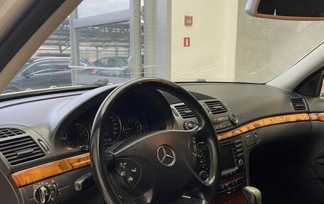 Mercedes-Benz E-Класс, 2003 год, 760 000 рублей, 11 фотография