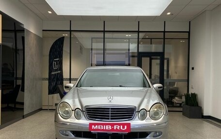 Mercedes-Benz E-Класс, 2003 год, 760 000 рублей, 3 фотография