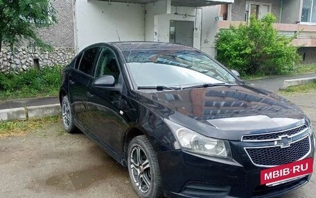 Chevrolet Cruze II, 2010 год, 450 000 рублей, 2 фотография