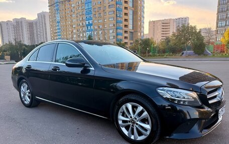 Mercedes-Benz C-Класс, 2019 год, 2 700 000 рублей, 4 фотография
