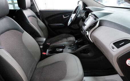 Hyundai ix35 I рестайлинг, 2010 год, 1 379 000 рублей, 22 фотография