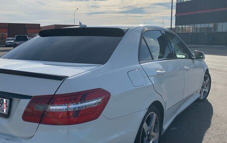 Mercedes-Benz E-Класс, 2009 год, 1 300 000 рублей, 5 фотография