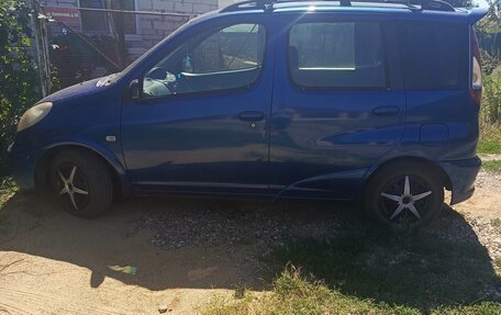 Toyota Yaris Verso, 2005 год, 350 000 рублей, 6 фотография